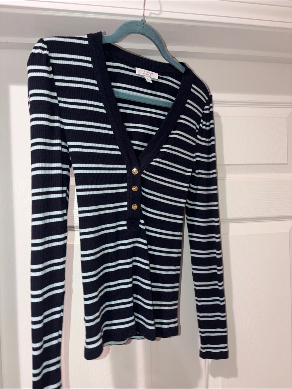 Ann Taylor Striped V-Neck Button-Front Women's Sweater - Size Small